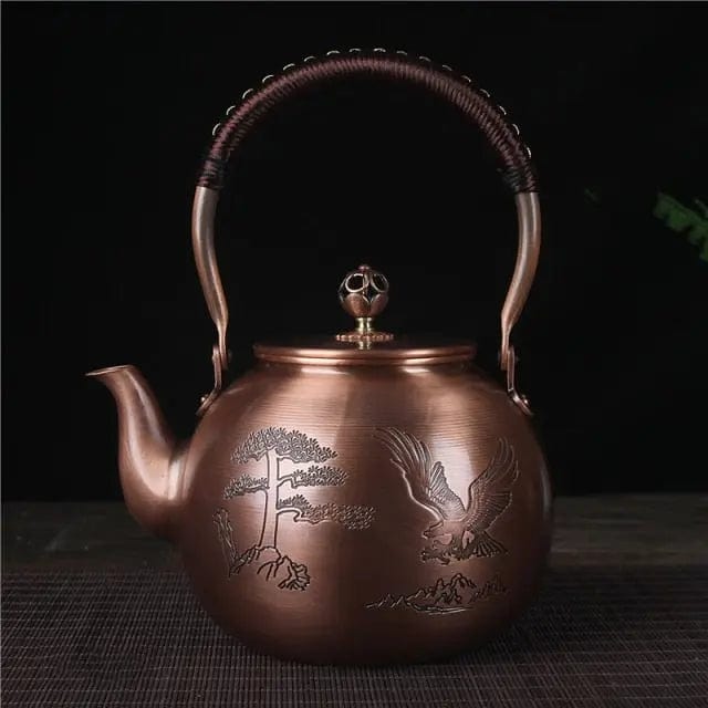 Chinese ronde koperen theepot Eagle 1,5L