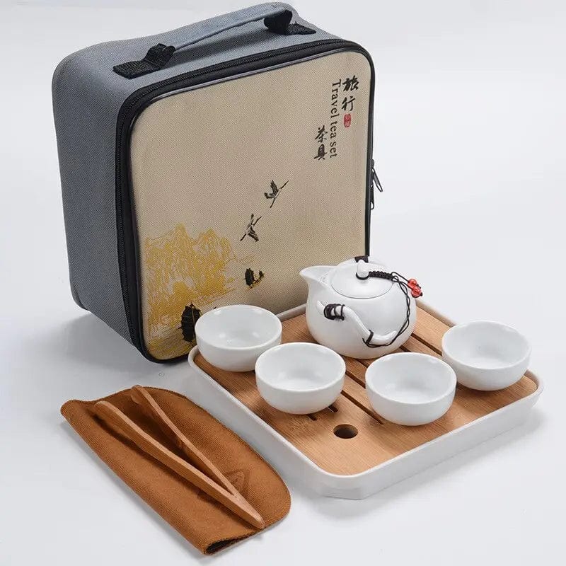 Eenvoudige Chinese keramische theeset