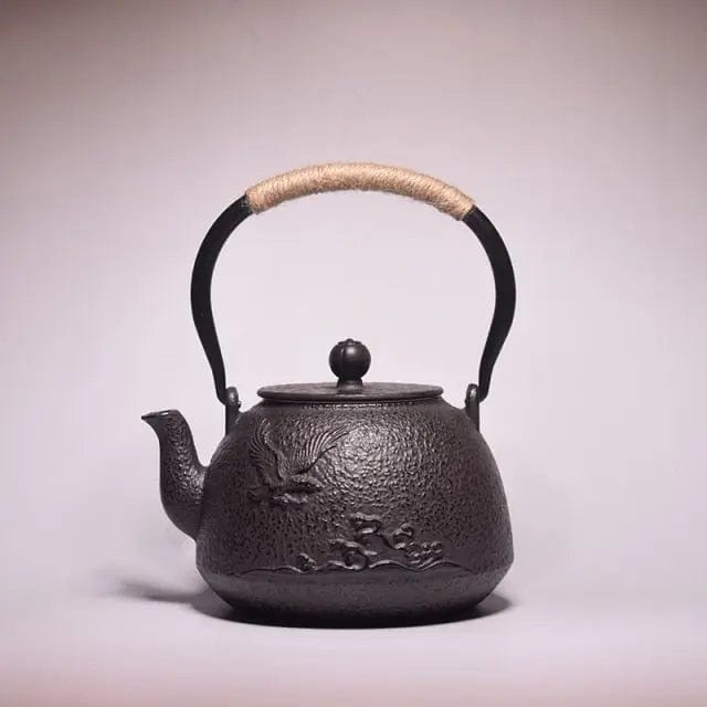 Japanse gietijzeren theepot Eagle 1L