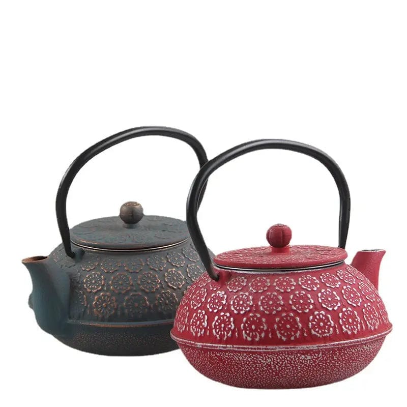 Japanse gietijzeren theepot met reliëfbloemenpatroon 600 ml