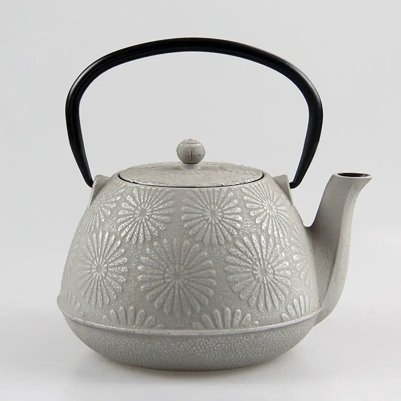 Japanse gietijzeren theepot met zonnebloemmotieven 1,2L