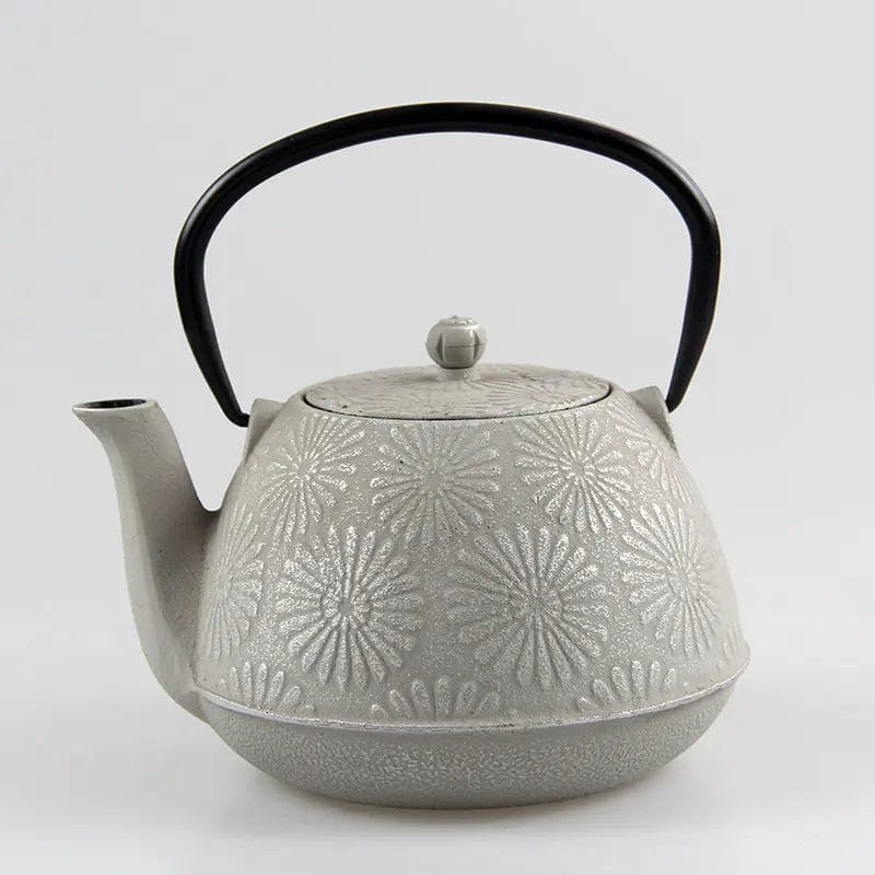Japanse gietijzeren theepot met zonnebloemmotieven 1,2L