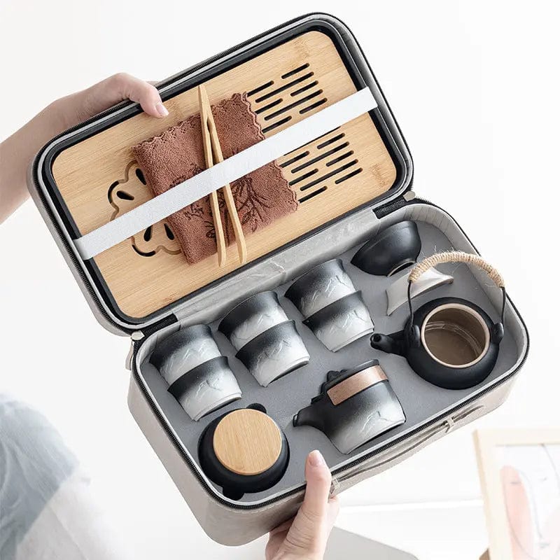 Japanse theeset met landschapsmotieven