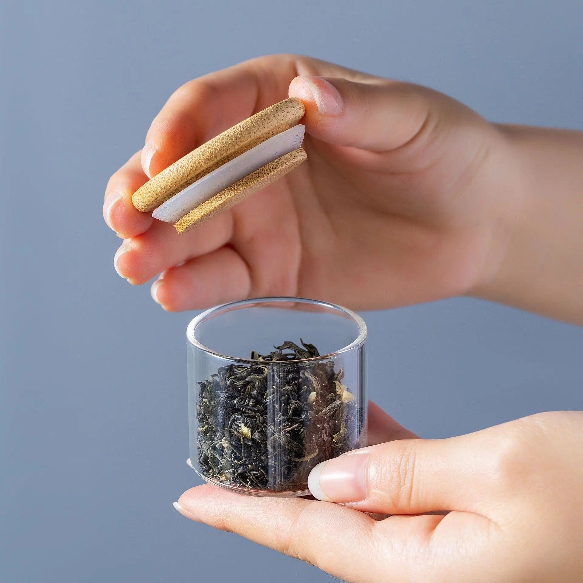 Kleine glazen theedoos