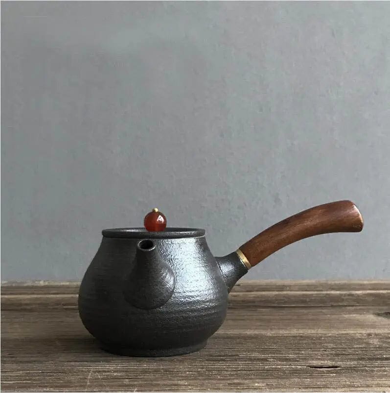 Kleine Japanse zwarte keramische theepot 180 ml