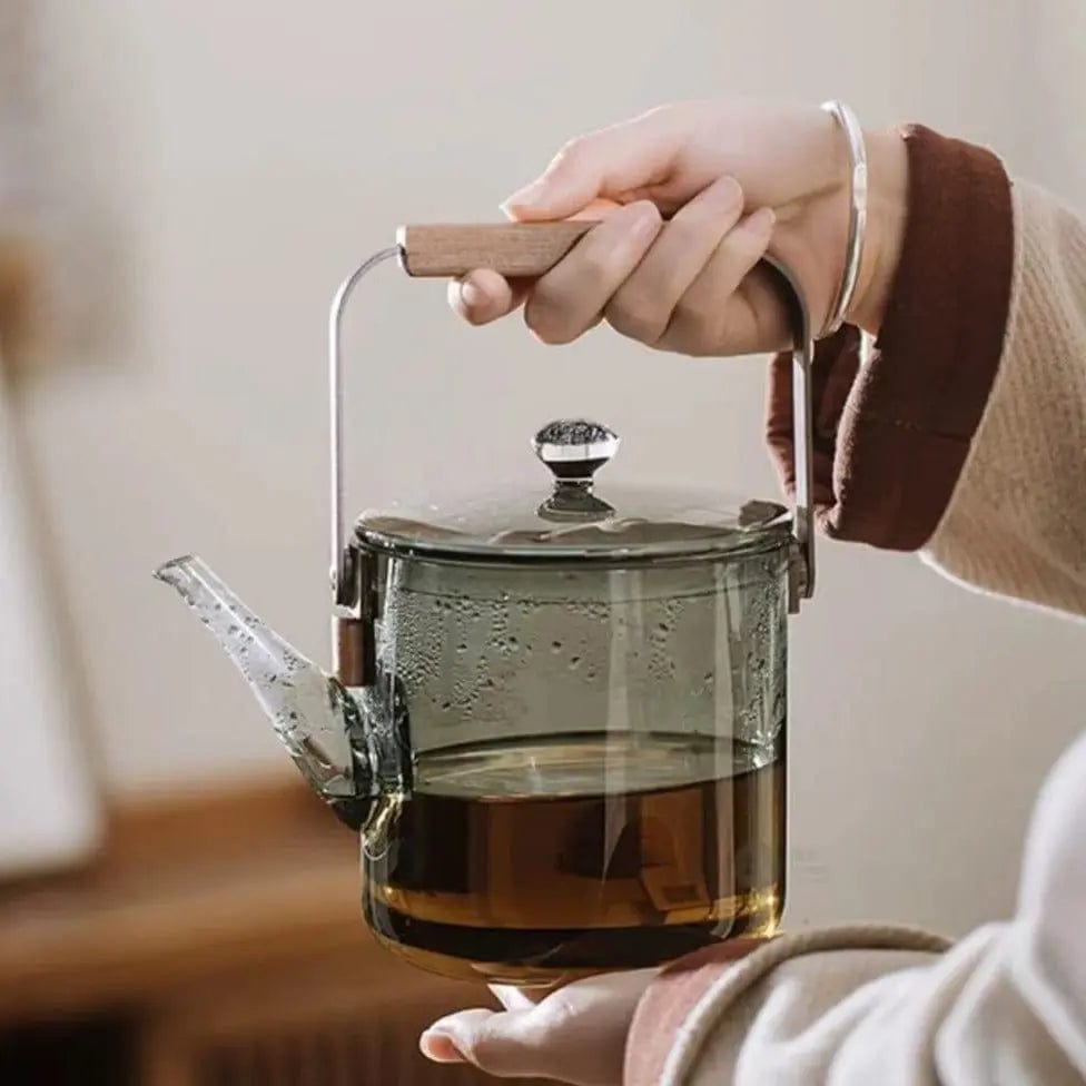 Moderne theepot van helder glas, 1 liter