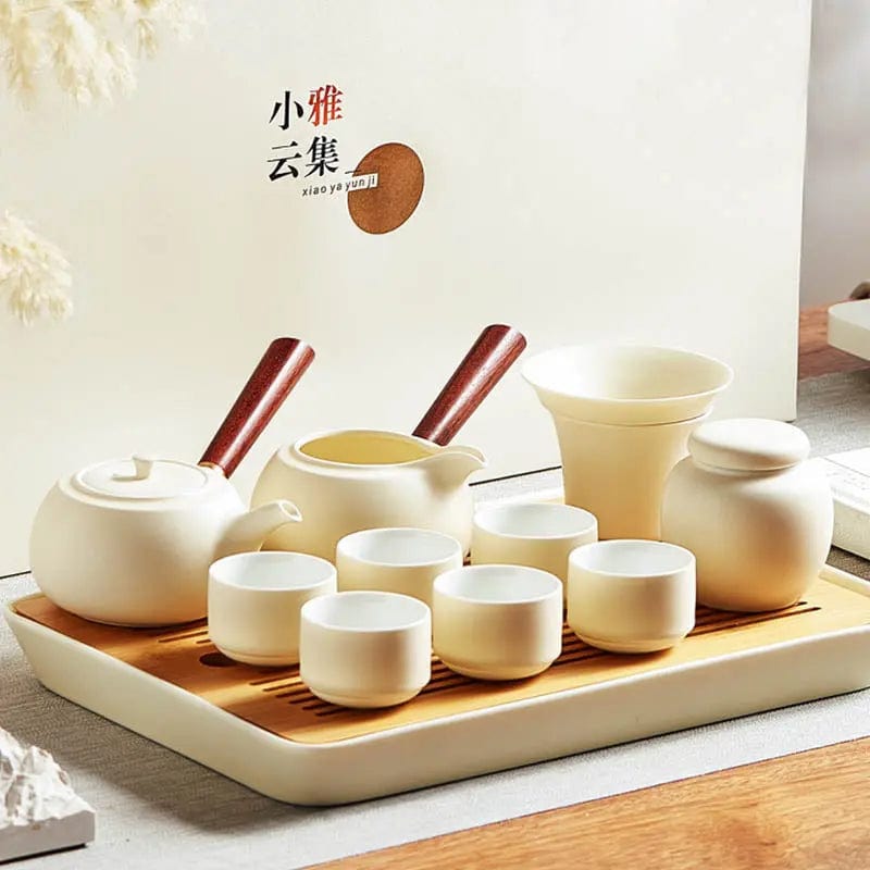 Witte Chinese keramische theeset