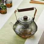 1L glazen theepot met stippen en houten handvat
