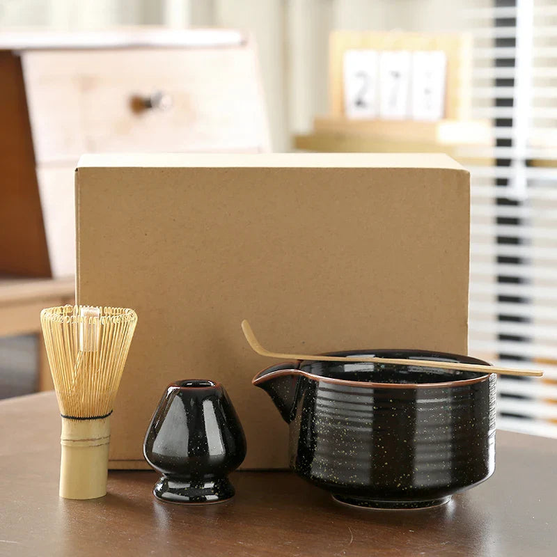 Japanse matcha set 4-delig – kom met schenktuit en garde – afbeelding 6