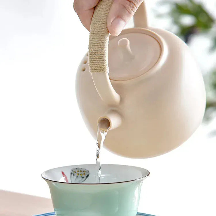 Keramische theepot 750 ml in Scandinavische stijl