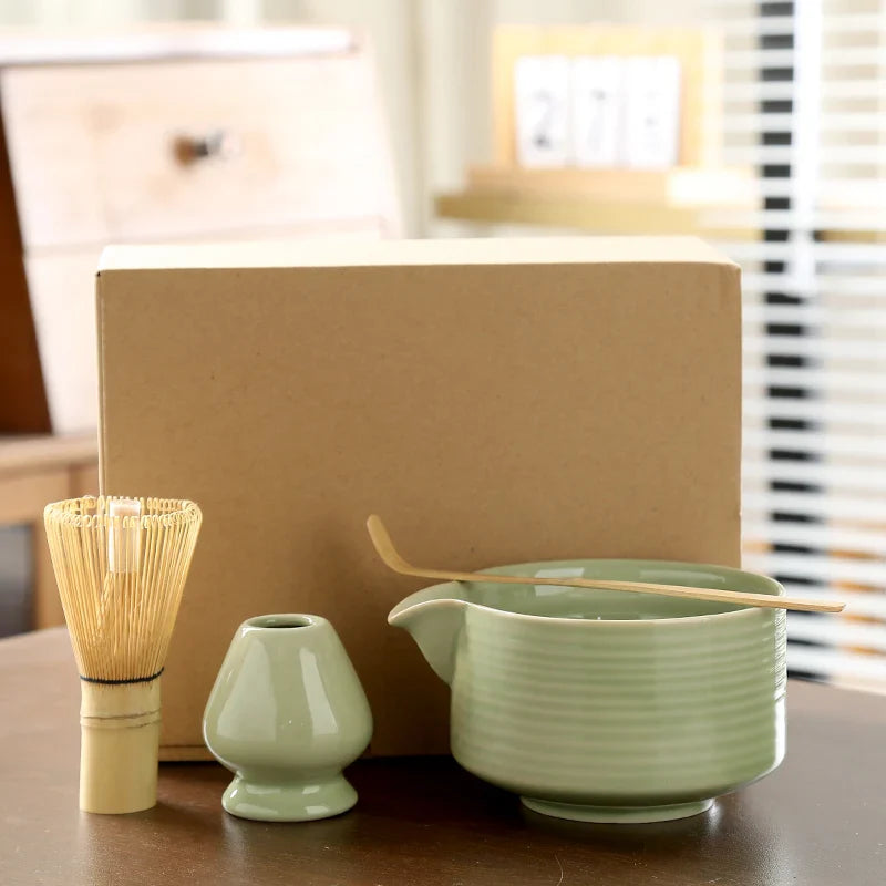 Japanse matcha set 4-delig – kom met schenktuit en garde