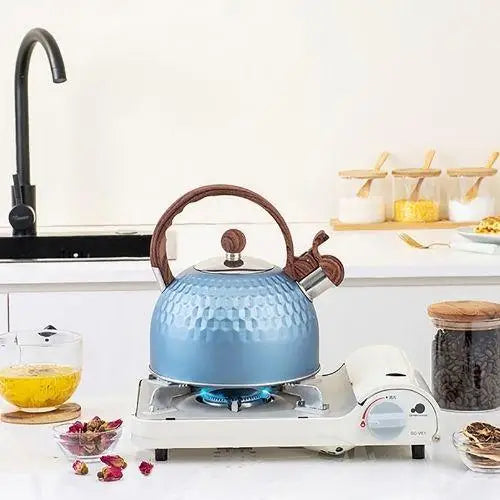 Blauwe RVS fluitketel 2,5 liter met houten handgreep