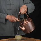 Chinese gehamerde koperen theepot 2L