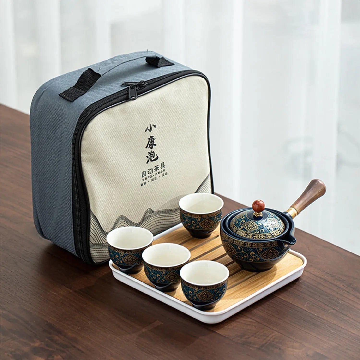 Draagbare Chinese keramische theeset
