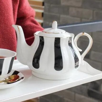 Engelse porseleinen theepot met zwarte strepen, 860 ml