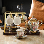 Engelse witte en gouden bloemen porseleinen theeset