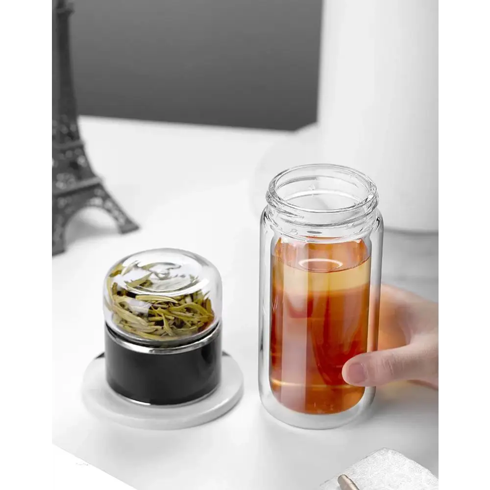 Glazen theefles met omkeerbaar infusiesysteem