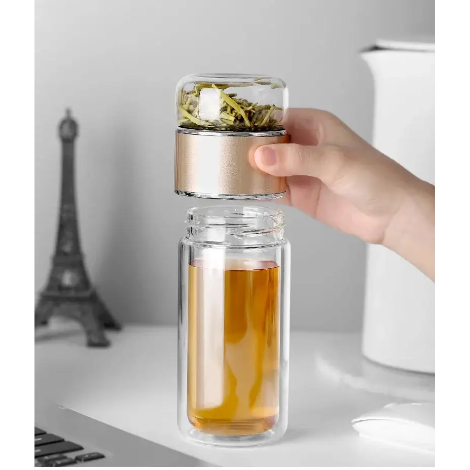 Glazen theefles met omkeerbaar infusiesysteem