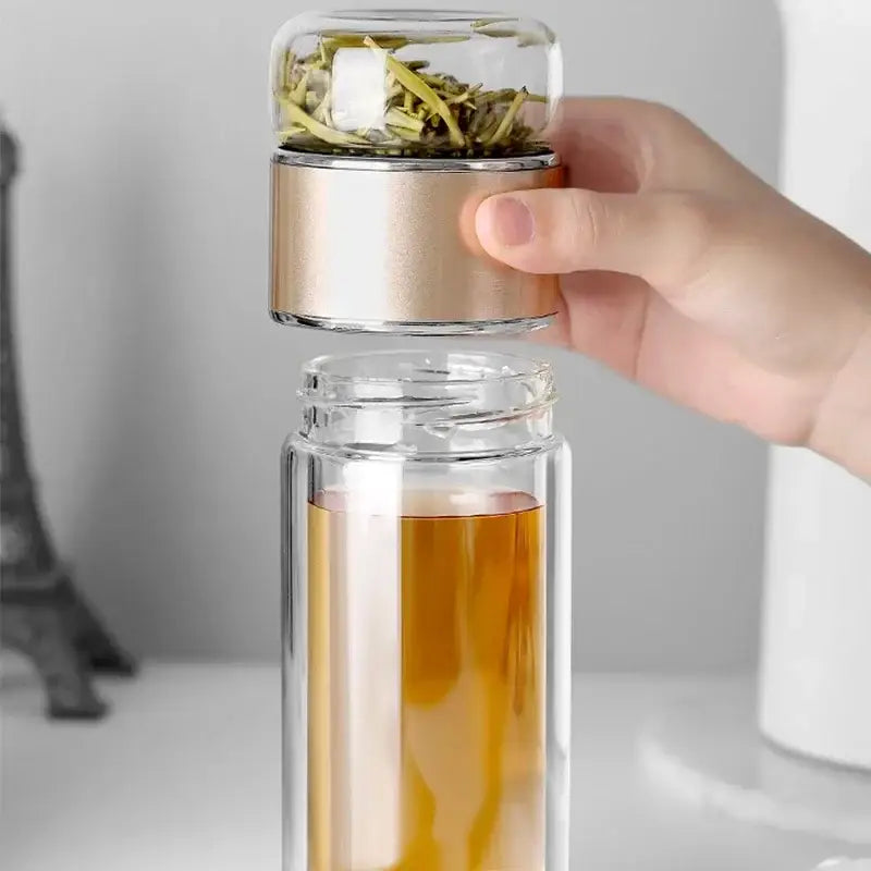 Glazen theefles met omkeerbaar infusiesysteem