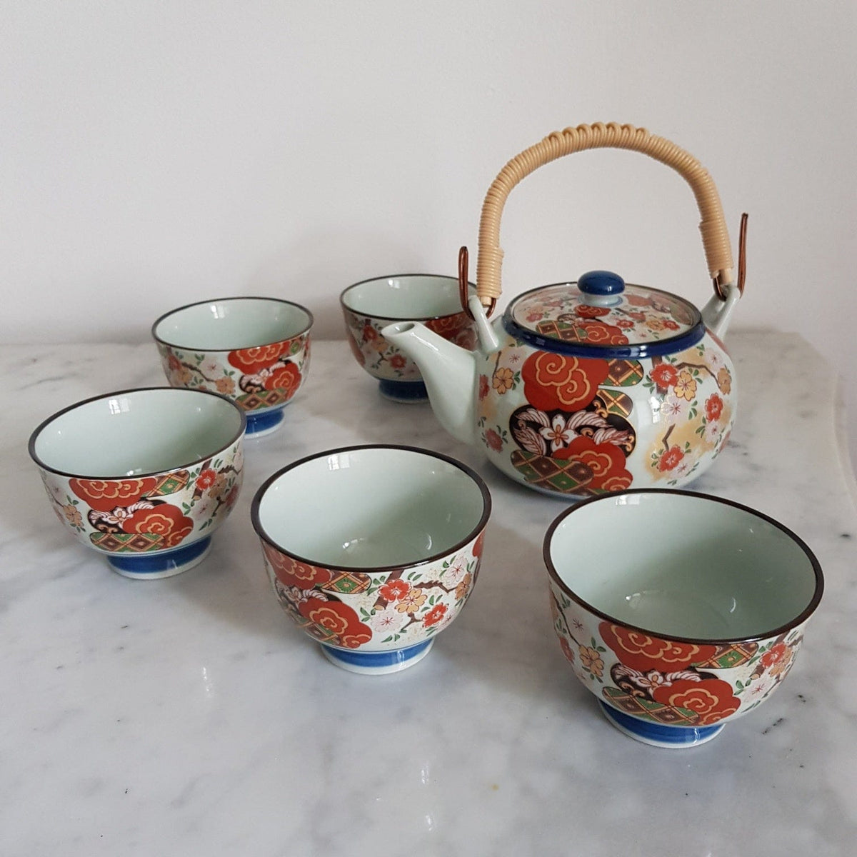 Japans porseleinen theeservies met theepot van 550 ml