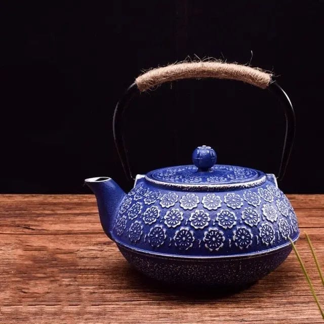 Japanse blauwe gietijzeren bloementheepot 1L