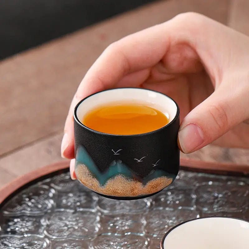 Japanse keramische theeset met bergmotieven – theepot 360 ml en 4 kopjes