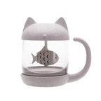 Kat theemok met vis-infuser