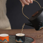 Keramisch theeservies met bergmotief – theepot 360 ml en 4 kopjes