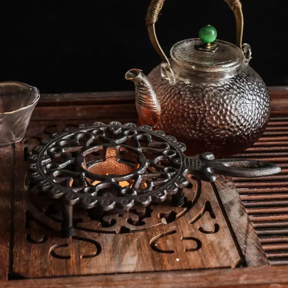 Metalen theepot warmhouder voor een waxinelichtje
