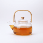 Scandinavische glazen theepot 1L met infuser en bamboe handvat