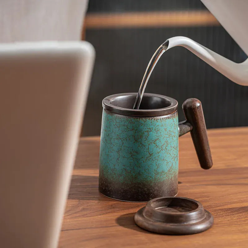 Scandinavische theemok met infuser